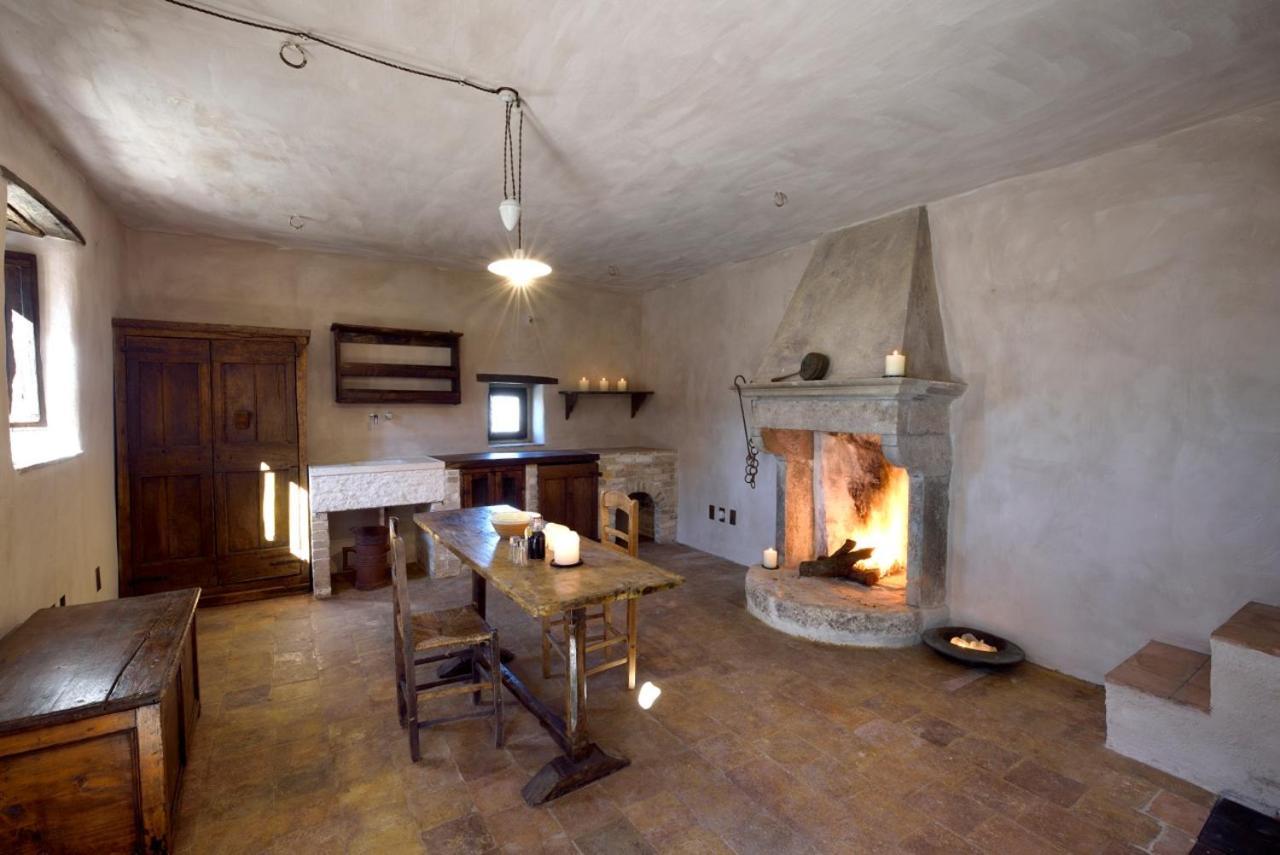 Sextantio Albergo Diffuso Санто-Стефано-ді-Сессаніо Екстер'єр фото